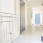Two-bedroom Close To The Center アパート