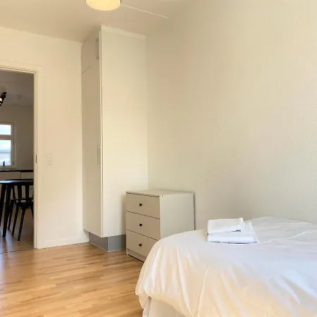Two-bedroom Close To The Center Апартаменты *