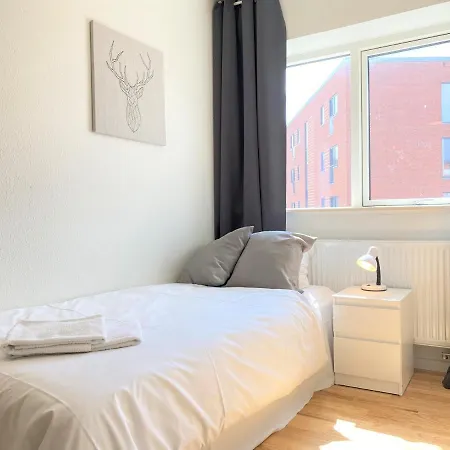 Апартаменты Two-bedroom Close To The Center
